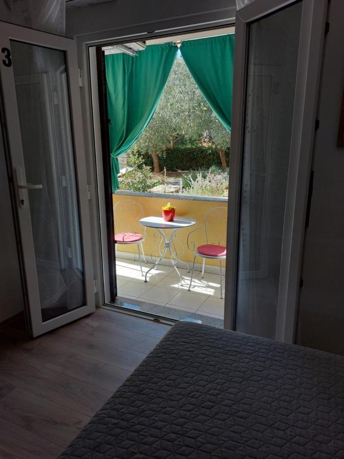 Hotel Soba Ana Cres Zewnętrze zdjęcie