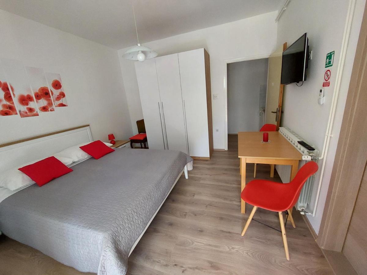 Hotel Soba Ana Cres Zewnętrze zdjęcie