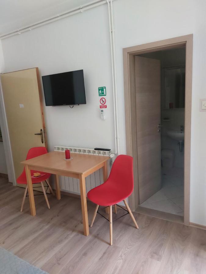 Hotel Soba Ana Cres Zewnętrze zdjęcie